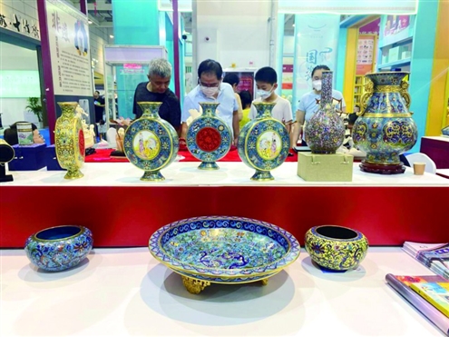厚重华美的景泰蓝作品